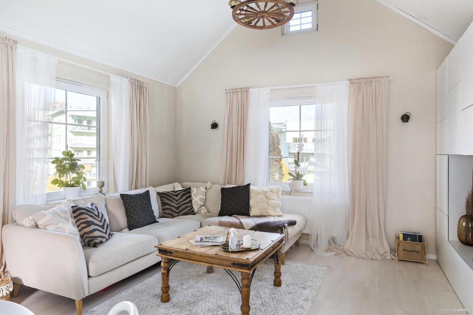 Charming Apartment In A Red House In ストックホルム エクステリア 写真